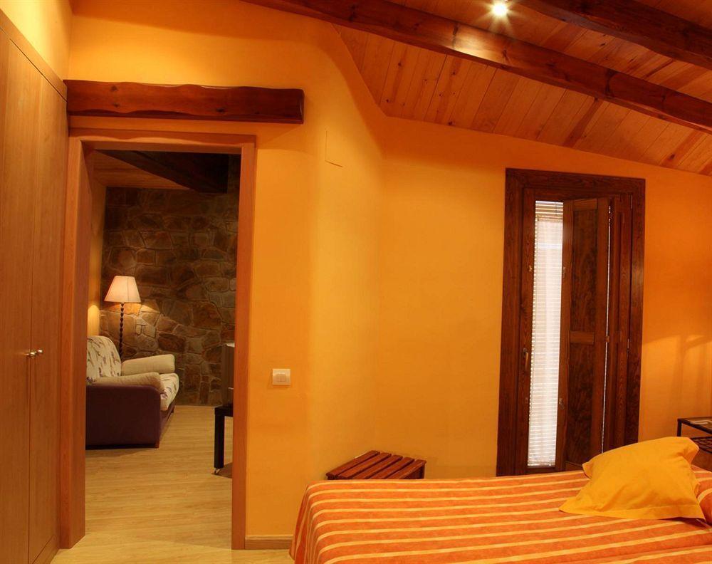 Hotel Ripoll Сант Хилари Сакалм Екстериор снимка