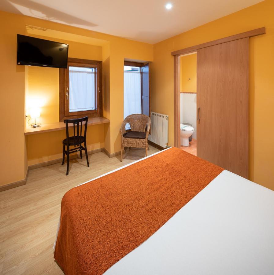 Hotel Ripoll Сант Хилари Сакалм Екстериор снимка