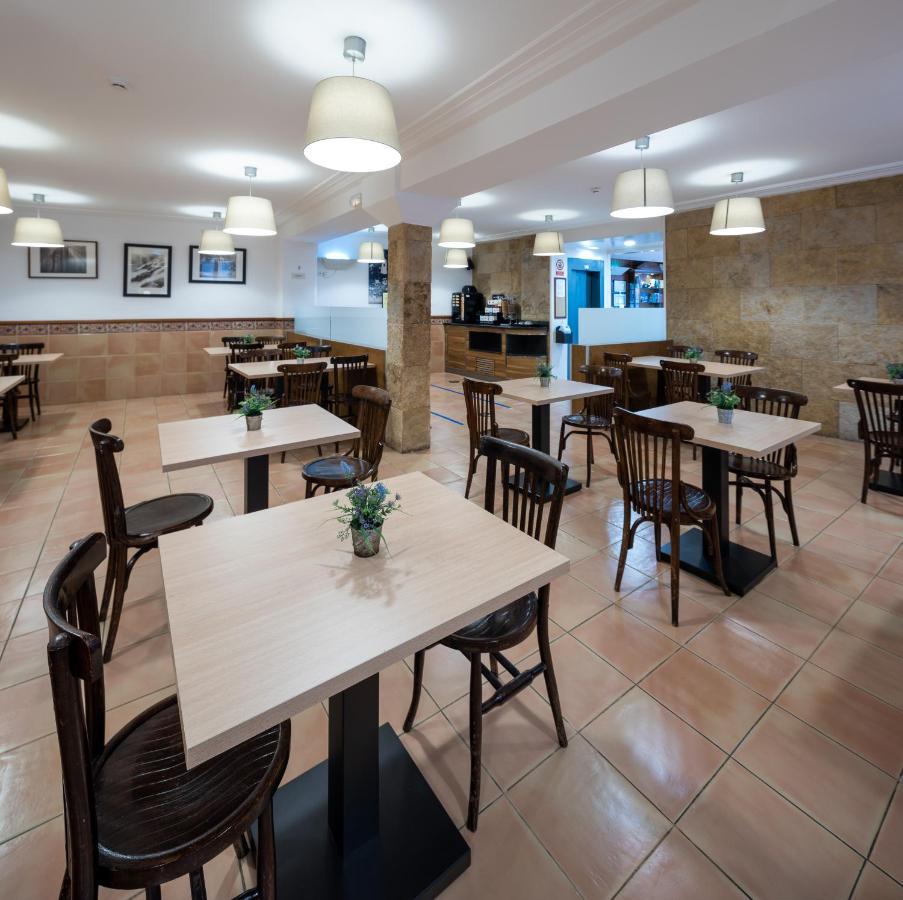 Hotel Ripoll Сант Хилари Сакалм Екстериор снимка